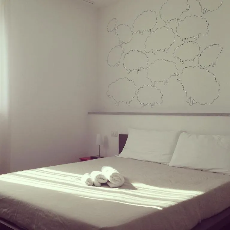 Mxp Rooms Cardano Al Campo